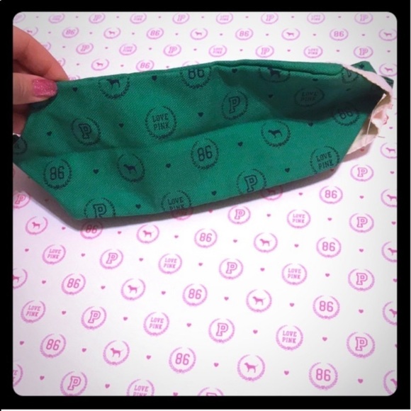 Vintage Victoria’s Secret Pink Monogram Cosmetic Bags Set of 3 - Picture 7 of 9